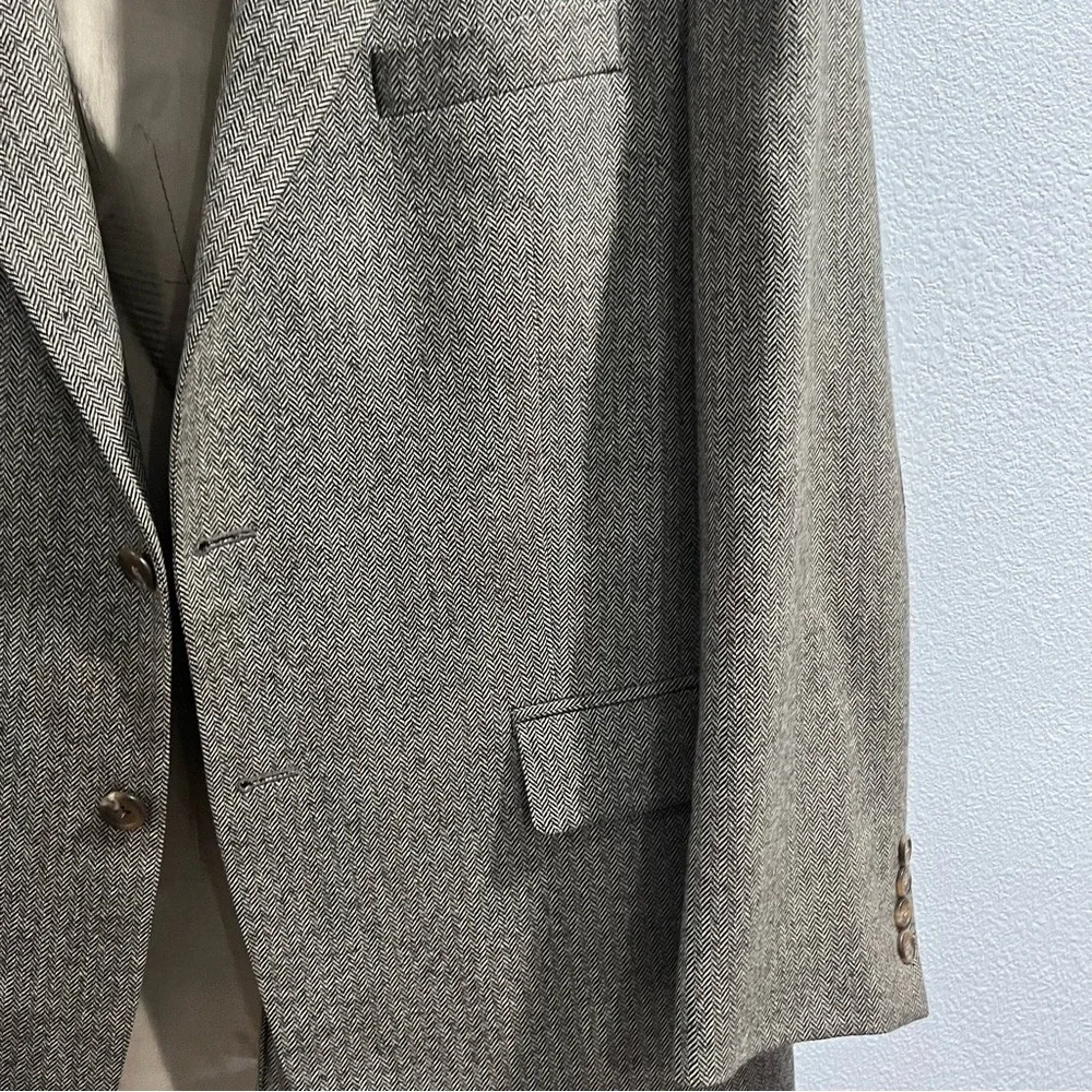 Ralph Lauren Lambs Wool Sport Coat 46R Brown Herringbone 2- Button Elbow Patches